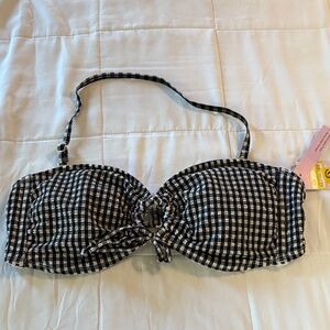 8/$20 Wild Fable Bikini Top Large Women’s Large removable neck strap And pads